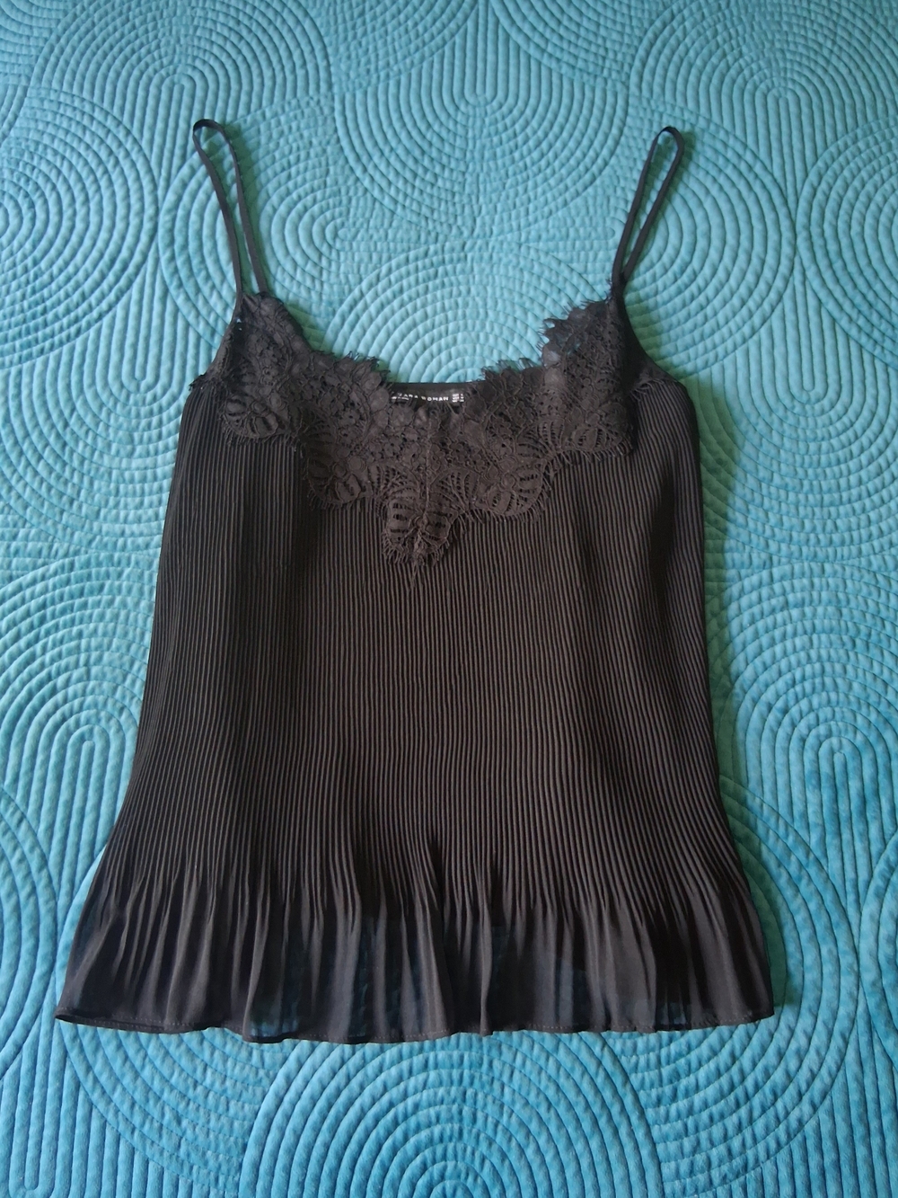 Zara Woman pleated camisole with delicate lace trim along the V-neckline